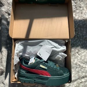 Platform Puma Sneakers size 6.5